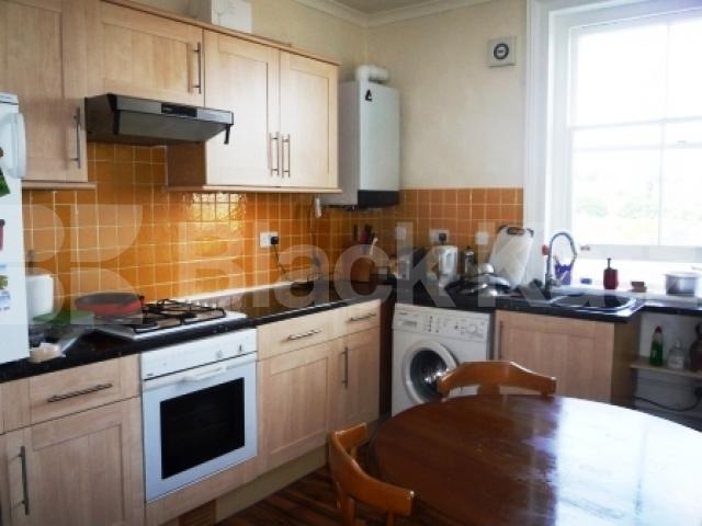 			NEW INSTRUCTION!, 1 Bedroom, 1 bath, 1 reception Flat			 Crouch End Hill, CROUCH END