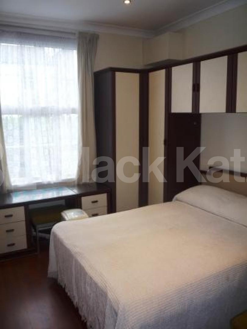 			1 Bedroom, 1 bath, 1 reception Ground Floor Flat			 Trinity Road, East Finchley