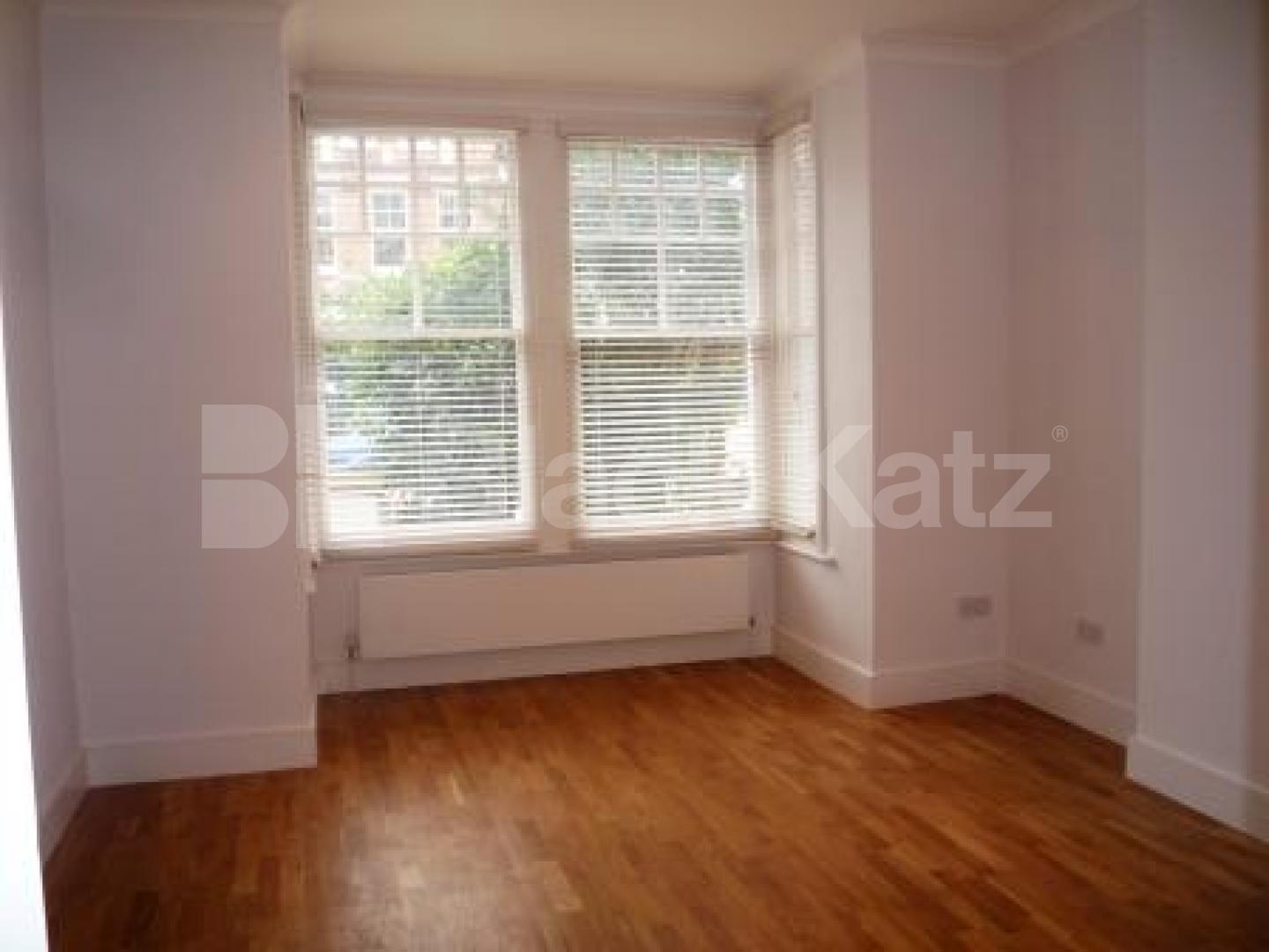 			2 Bedroom, 1 bath, 1 reception Ground Floor Flat			 Hillfield Avenue, CROUCH END