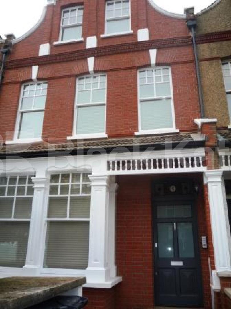 			2 Bedroom, 1 bath, 1 reception Ground Floor Flat			 Hillfield Avenue, CROUCH END