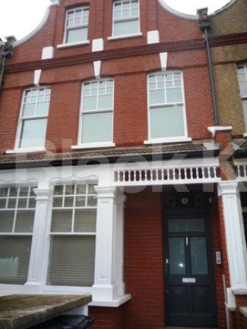 			2 Bedroom, 1 bath, 1 reception Ground Floor Flat			 Hillfield Avenue, CROUCH END