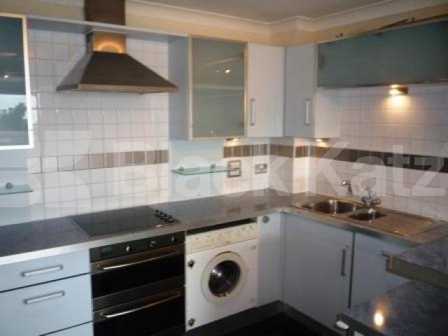 			1 Bedroom, 1 bath, 1 reception Flat			 Northpoint Tottenham Lane, CROUCH END