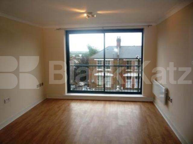 			1 Bedroom, 1 bath, 1 reception Flat			 Northpoint Tottenham Lane, CROUCH END