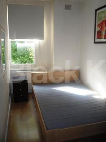 			3 Bedroom, 1 bath, 1 reception Flat			 Middle Lane, CROUCH END