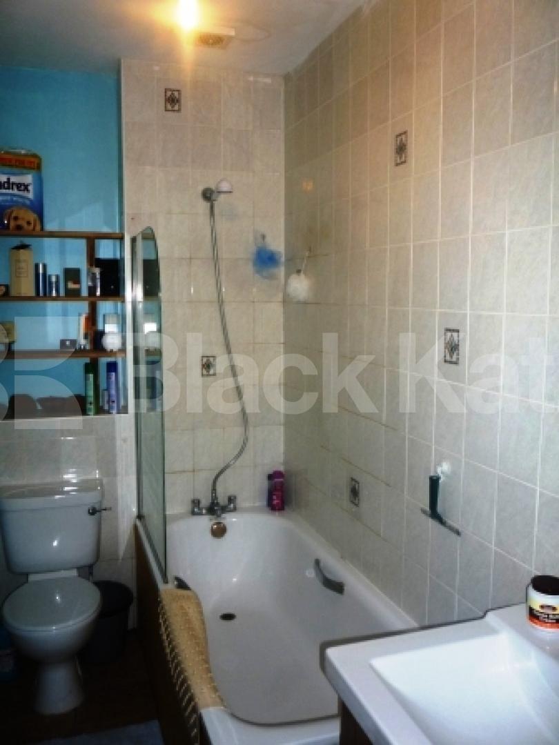 			1 Bedroom, 1 bath, 1 reception Ground Floor Flat			 Maidstone Road, BOUNDS GREEN