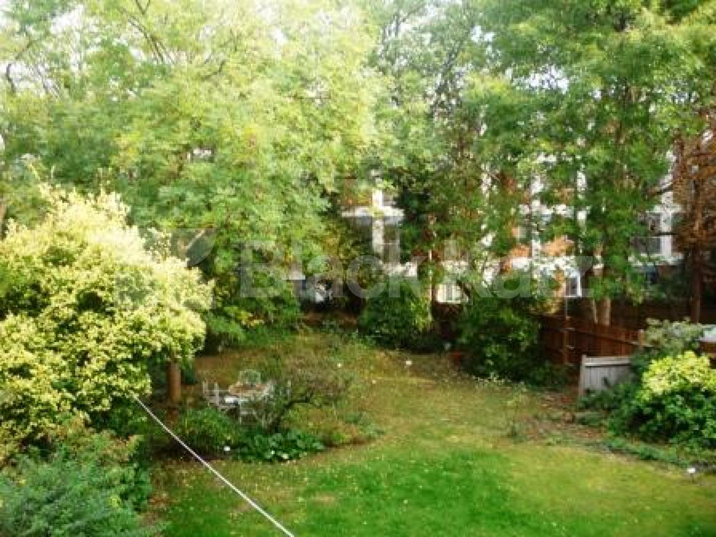 			2 Bedroom, 1 bath, 1 reception Flat			 Christchurch Road, Crouch End
