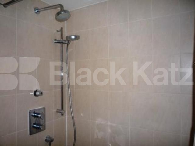 			1 Bedroom, 1 bath, 1 reception Flat			 Weston Park, CROUCH END