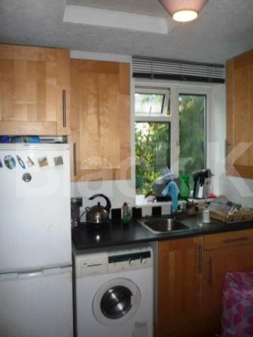 			NEW INSTRUCTION! GREAT LOCATION, Studio Apartment, 1 bath, 1 reception Flat			 Coleridge Road, CROUCH END