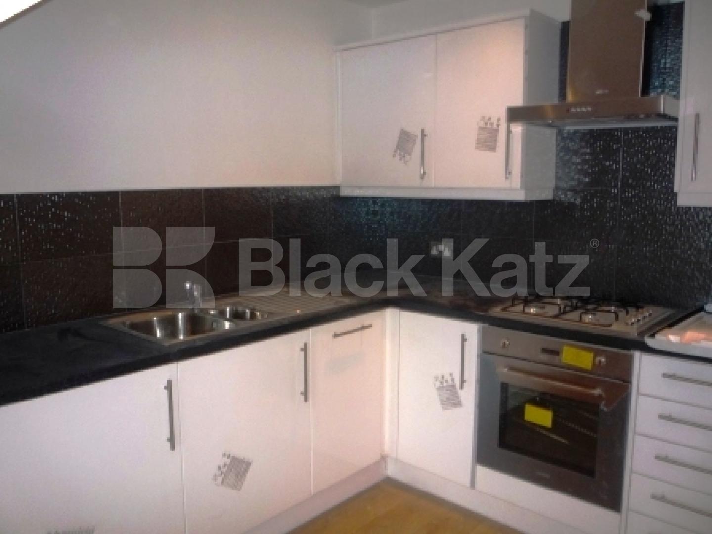 			LET, 1 Bedroom, 1 bath, 1 reception Flat			 Glebe Road, CROUCH END