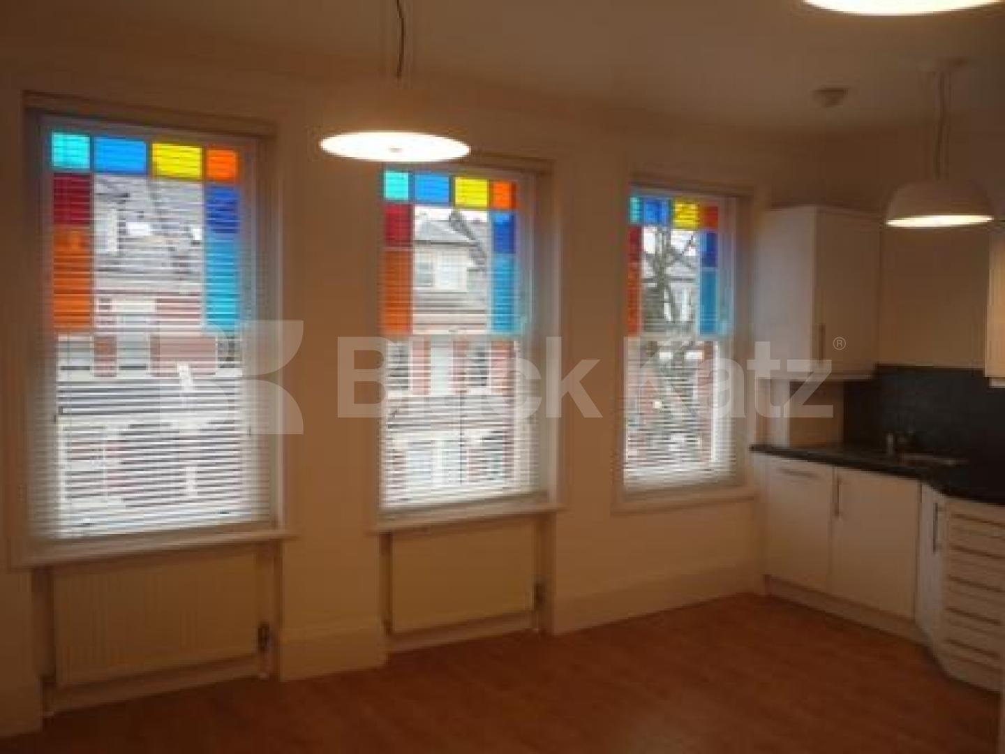 			A Must See Property !, 2 Bedroom, 1 bath, 1 reception Flat			 Glebe Road, CROUCH END