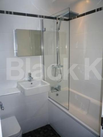 			A Must See Property !, 2 Bedroom, 1 bath, 1 reception Flat			 Glebe Road, CROUCH END