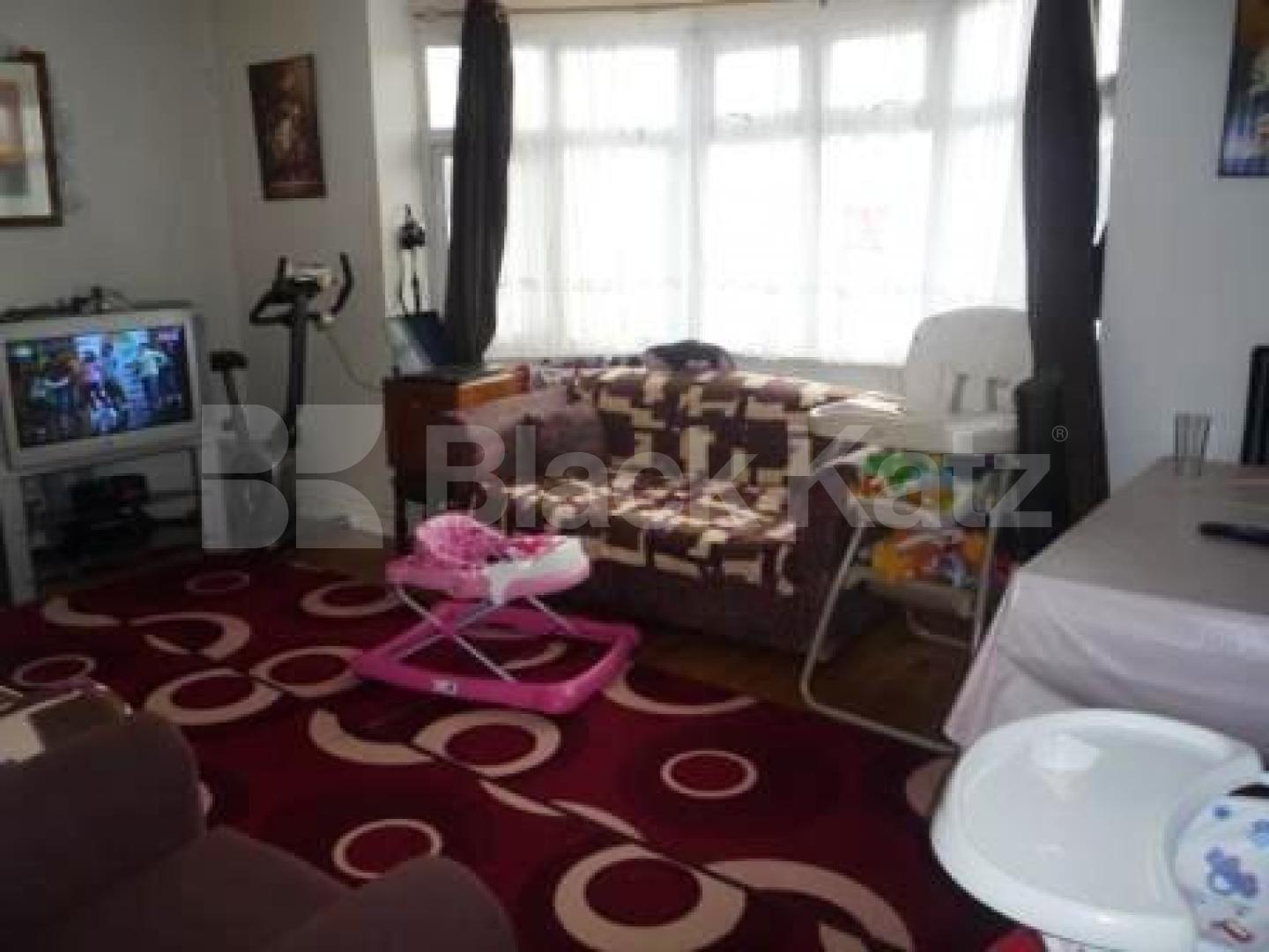 			ALL BILLS INCLUDED!, 2 Bedroom, 1 bath, 1 reception Flat			 Devonshire Hill Lane, WOOD GREEN