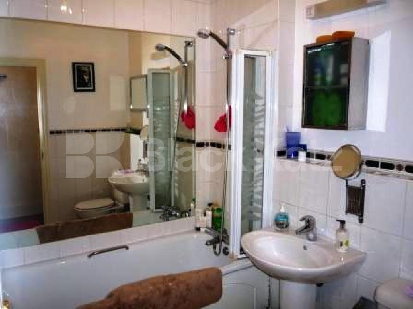 			MODERN DEVELOPMENT!, 2 Bedroom, 1 bath, 1 reception Serviced Apartments			 Princess Park Manor, FRIERN BARNET