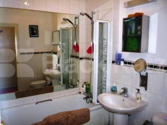 			MODERN DEVELOPMENT!, 2 Bedroom, 1 bath, 1 reception Serviced Apartments			 Princess Park Manor, FRIERN BARNET