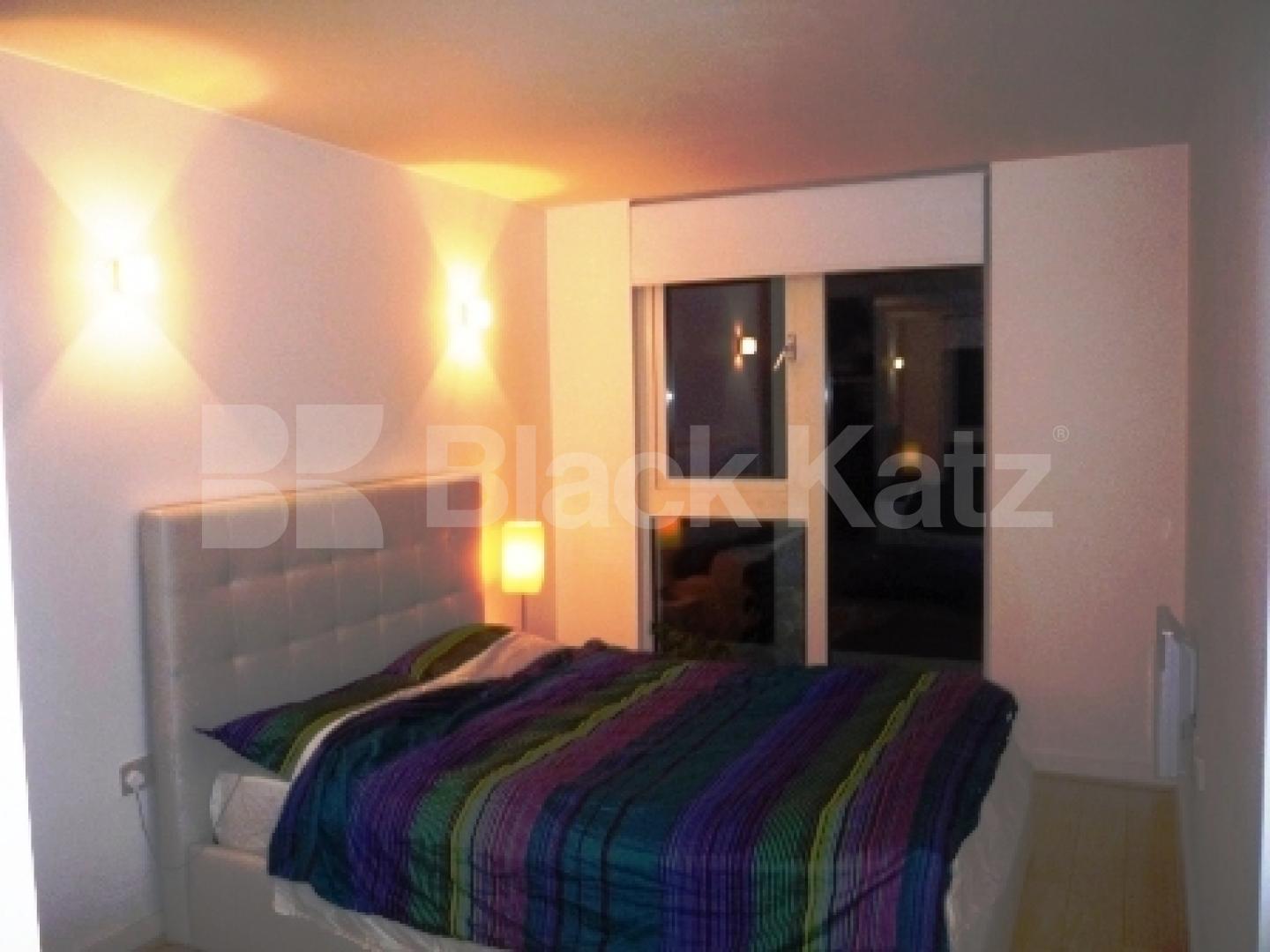 			A Must See Property !, 1 Bedroom, 1 bath, 1 reception Serviced Apartments			 New River Village, HORNSEY