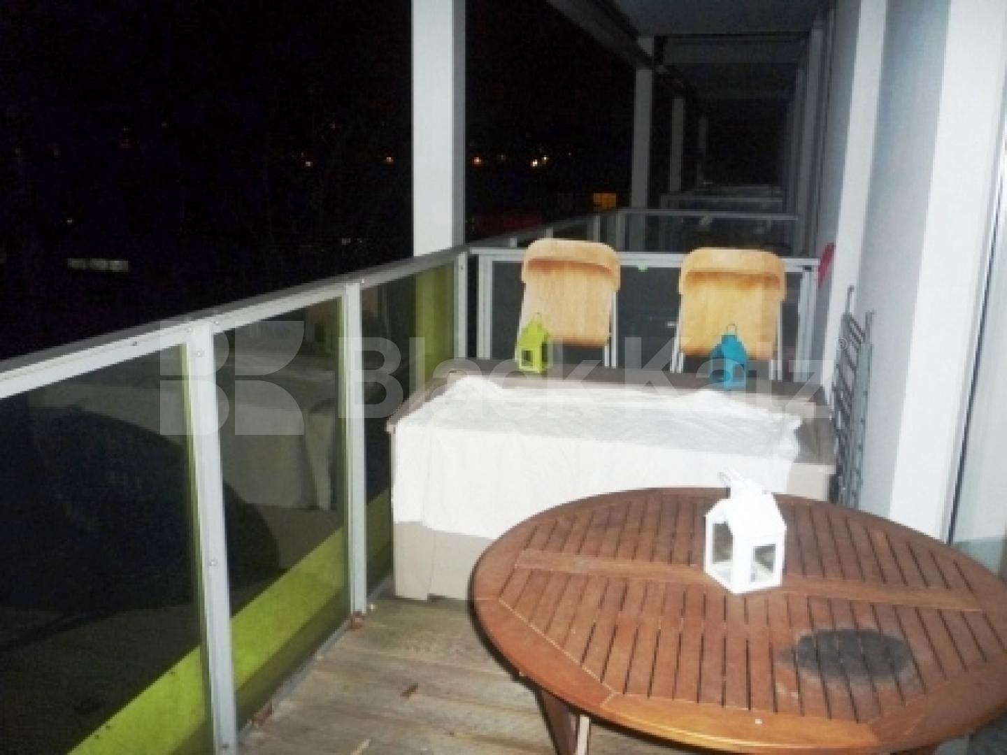 			A Must See Property !, 1 Bedroom, 1 bath, 1 reception Serviced Apartments			 New River Village, HORNSEY