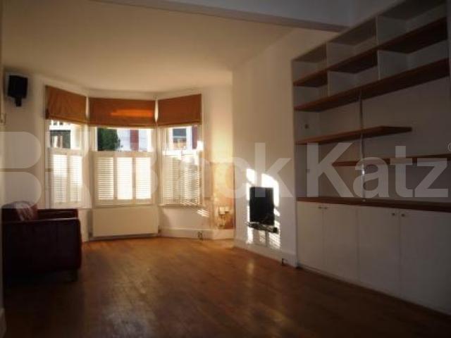 			5 Bedroom, 1 bath, 1 reception Terraced House			 Carysfort Road, CROUCH END