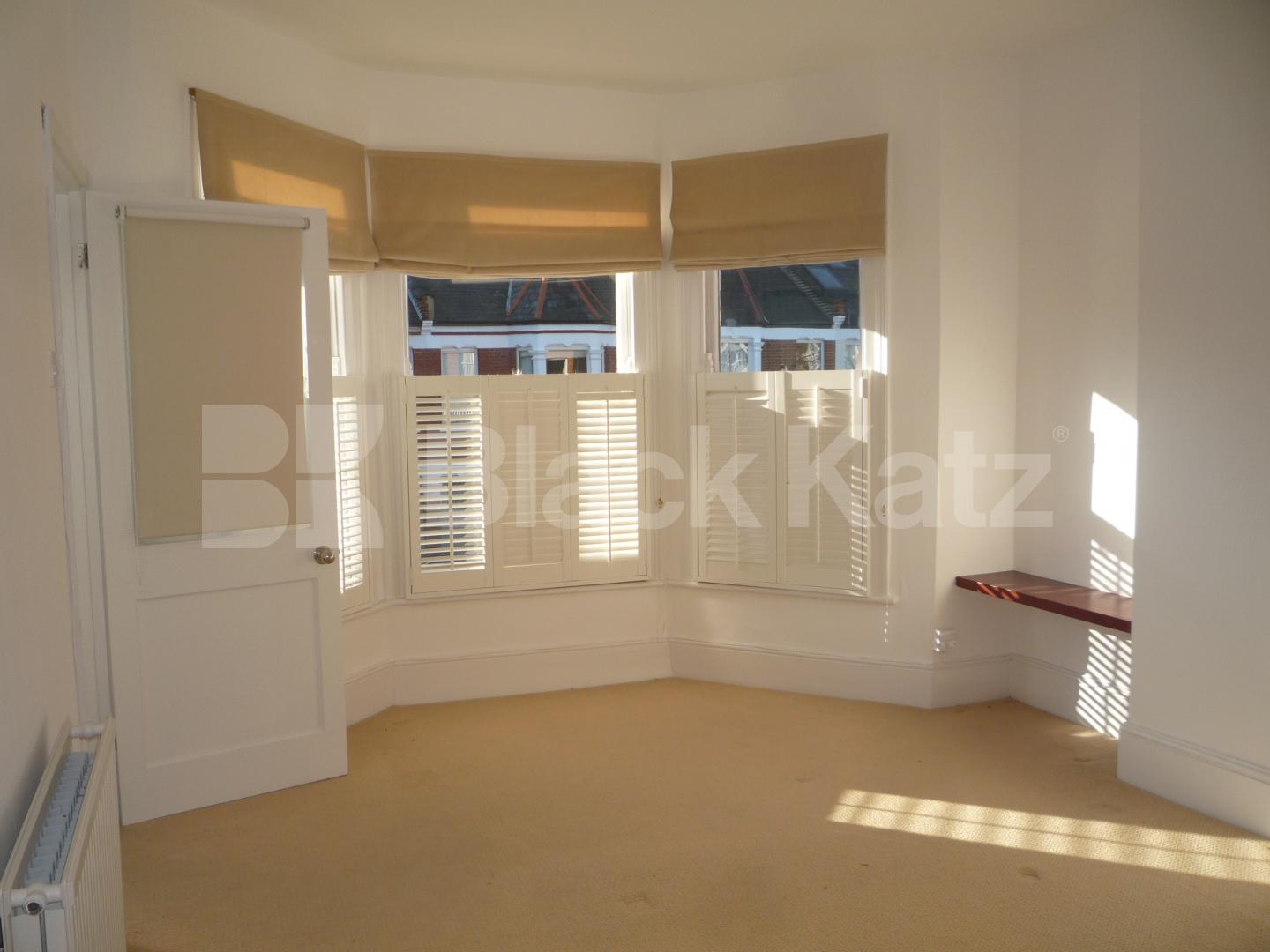 			5 Bedroom, 1 bath, 1 reception Terraced House			 Carysfort Road, CROUCH END