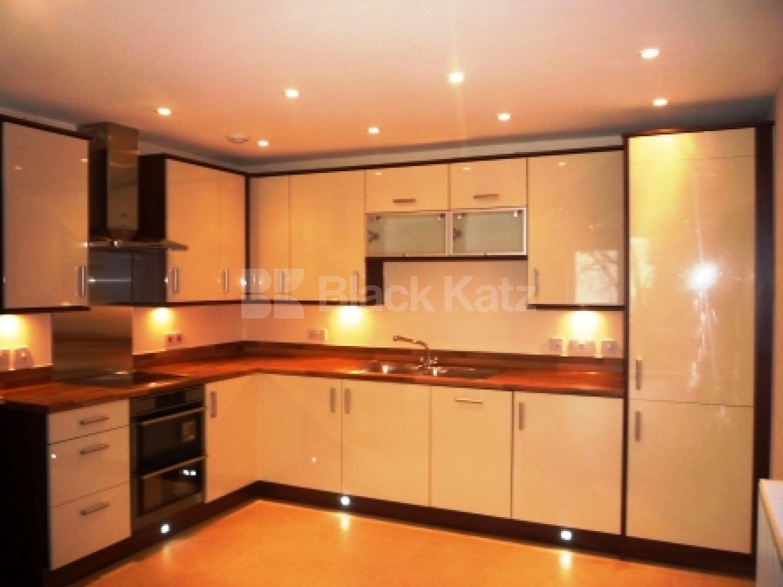 			LET, 2 Bedroom, 1 bath, 1 reception Serviced Apartments			 Park Road, CROUCH END N8