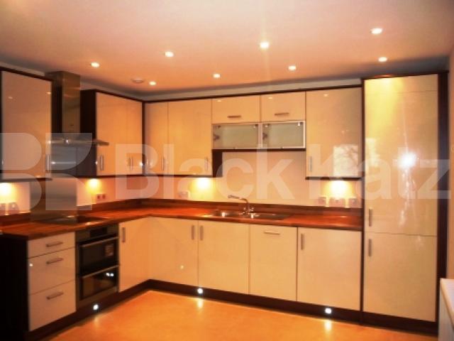 			LET, 2 Bedroom, 1 bath, 1 reception Serviced Apartments			 Park Road, CROUCH END