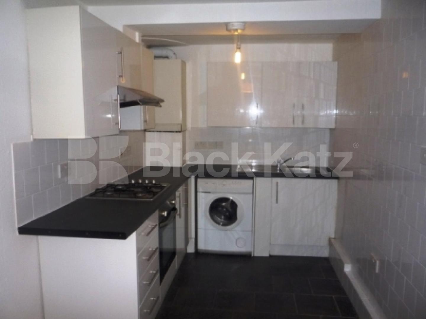 			3 Bedroom, 1 bath, 1 reception Ground Floor Flat			 Waverley Road, CROUCH END