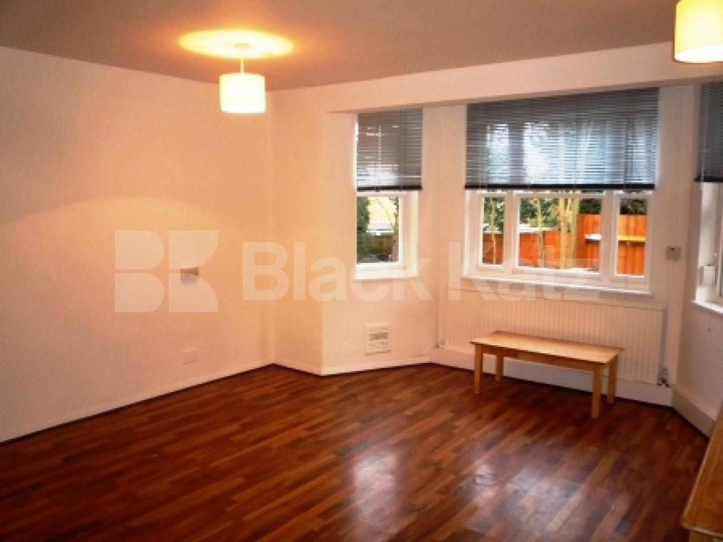 			3 Bedroom, 1 bath, 1 reception Ground Floor Flat			 Waverley Road, CROUCH END