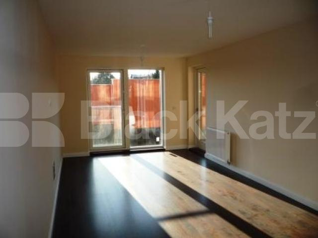 			Including heating and hot water., 2 Bedroom, 1 bath, 1 reception Serviced Apartments			 Park Road, CROUCH END