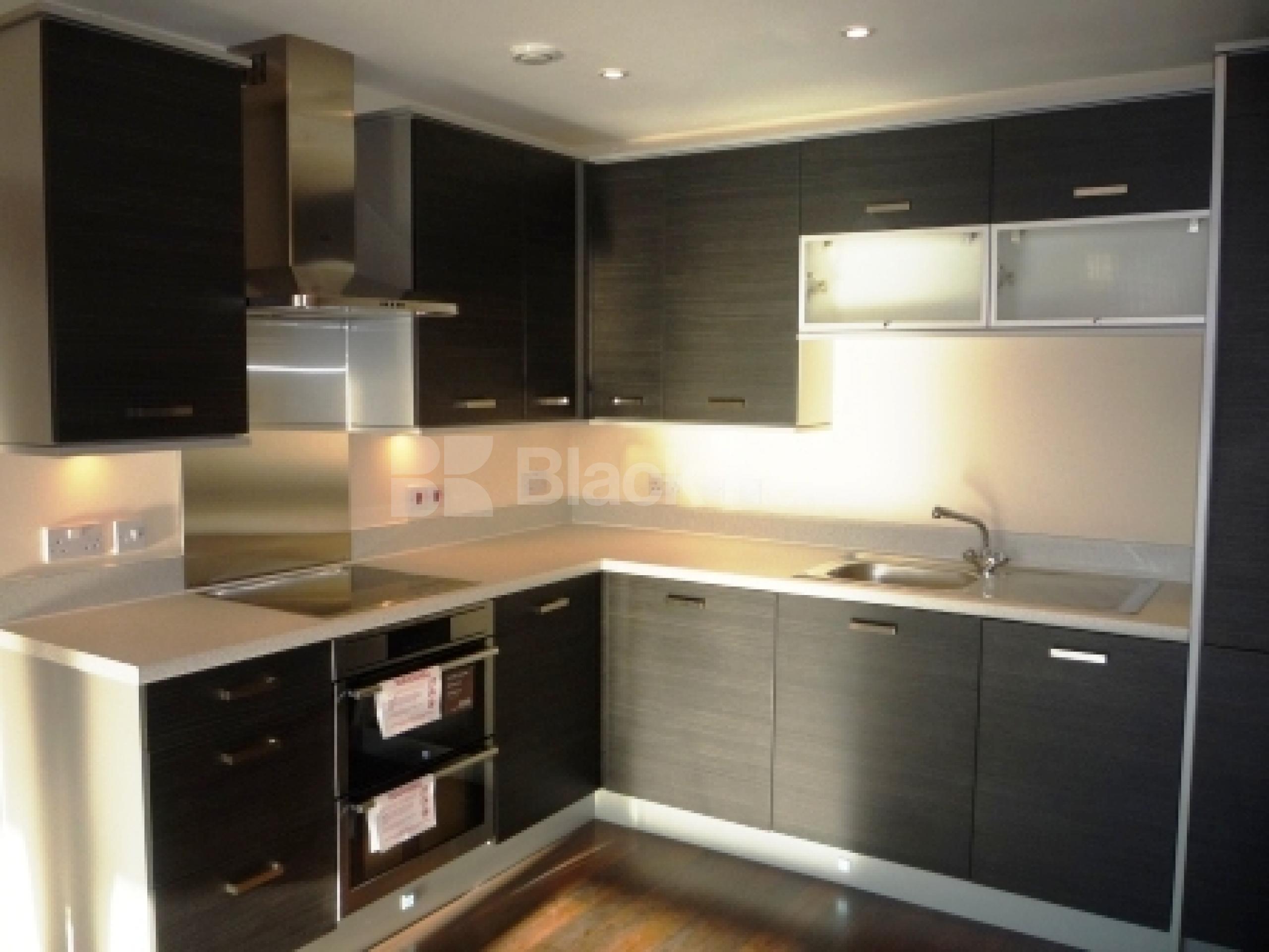 			Including heating and hot water., 2 Bedroom, 1 bath, 1 reception Serviced Apartments			 Park Road, CROUCH END N8