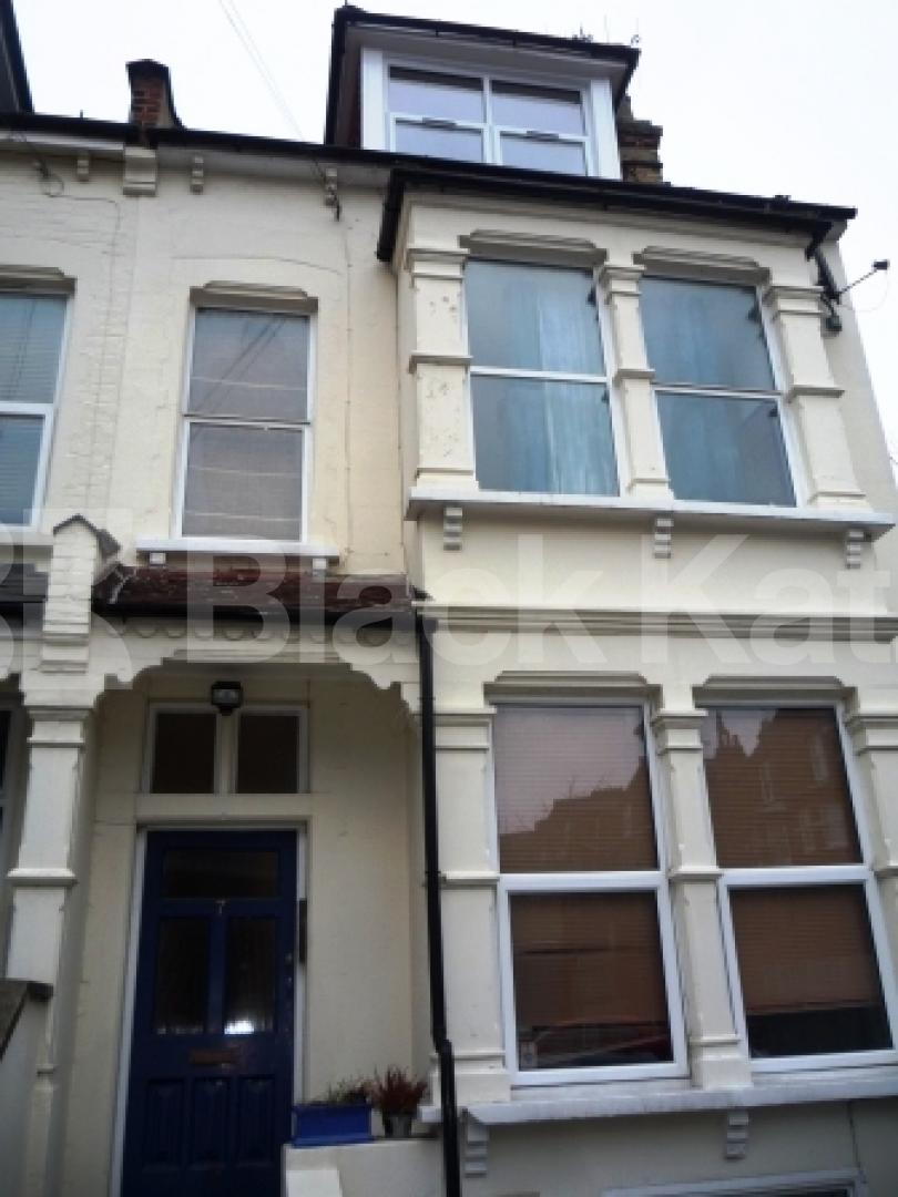 			LET, 1 Bedroom, 1 bath, 1 reception Flat			 Ferrestone Road, CROUCH END