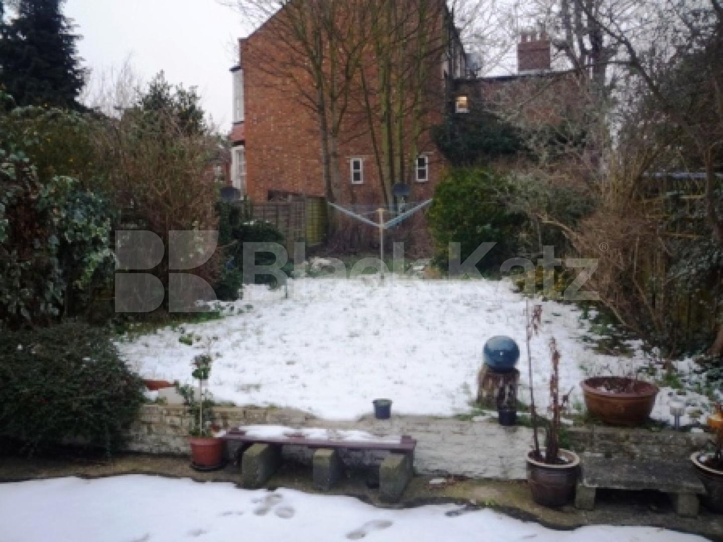 			PRIVATE GARDEN , 2 Bedroom, 1 bath, 1 reception Ground Floor Flat			 Priory Road, CROUCH END