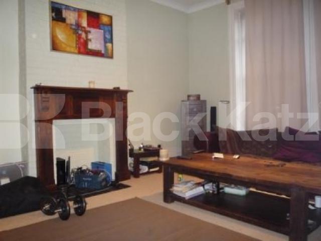 			PRIVATE GARDEN , 2 Bedroom, 1 bath, 1 reception Ground Floor Flat			 Priory Road, CROUCH END