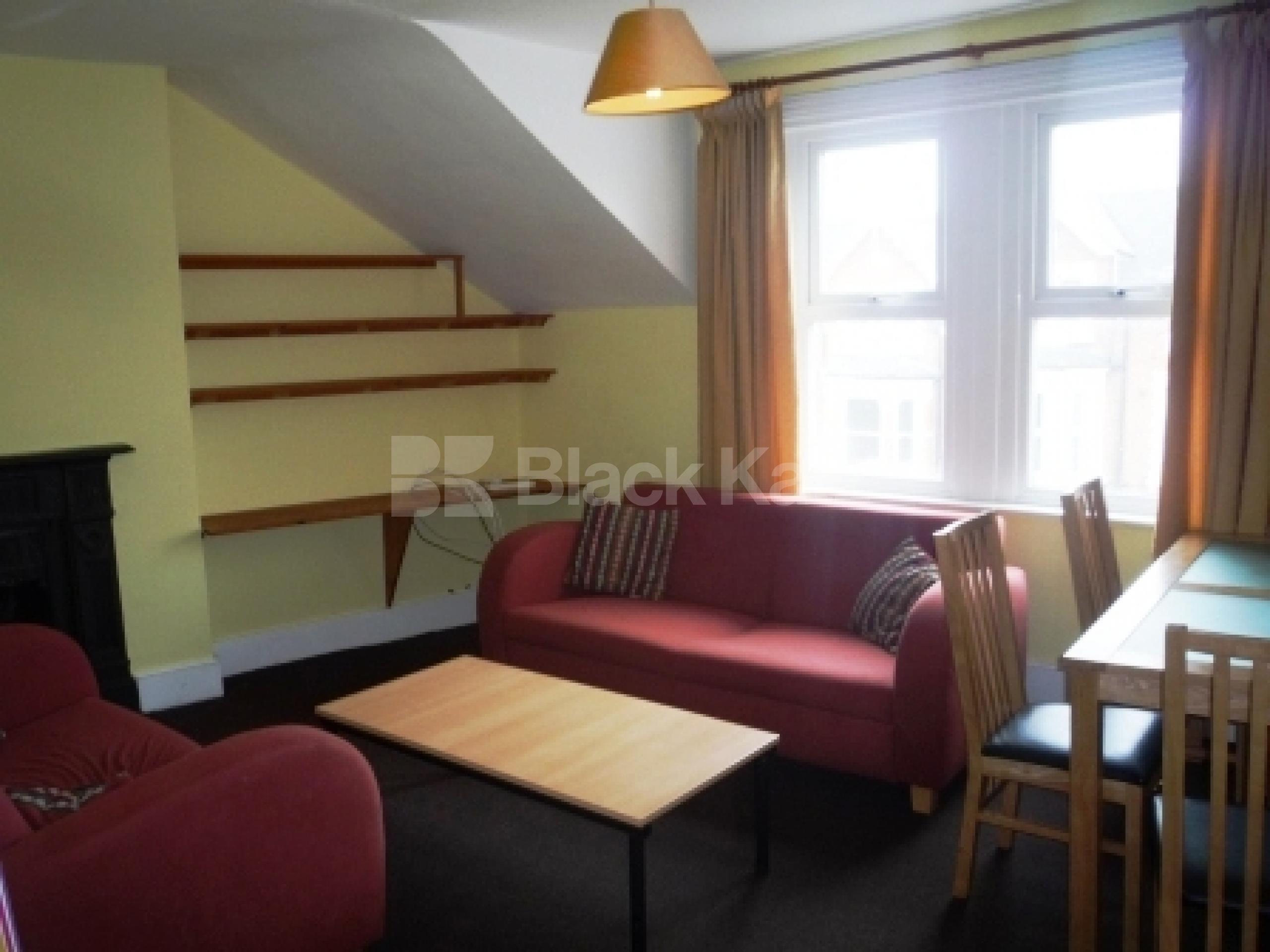			ONLY 1 MONTH'S DEPOSIT, INSTEAD OF 6 WEEKS SAVING YOU £516!, 2 Bedroom, 1 bath, 1 reception Flat			 Church Lane, CROUCH END N8