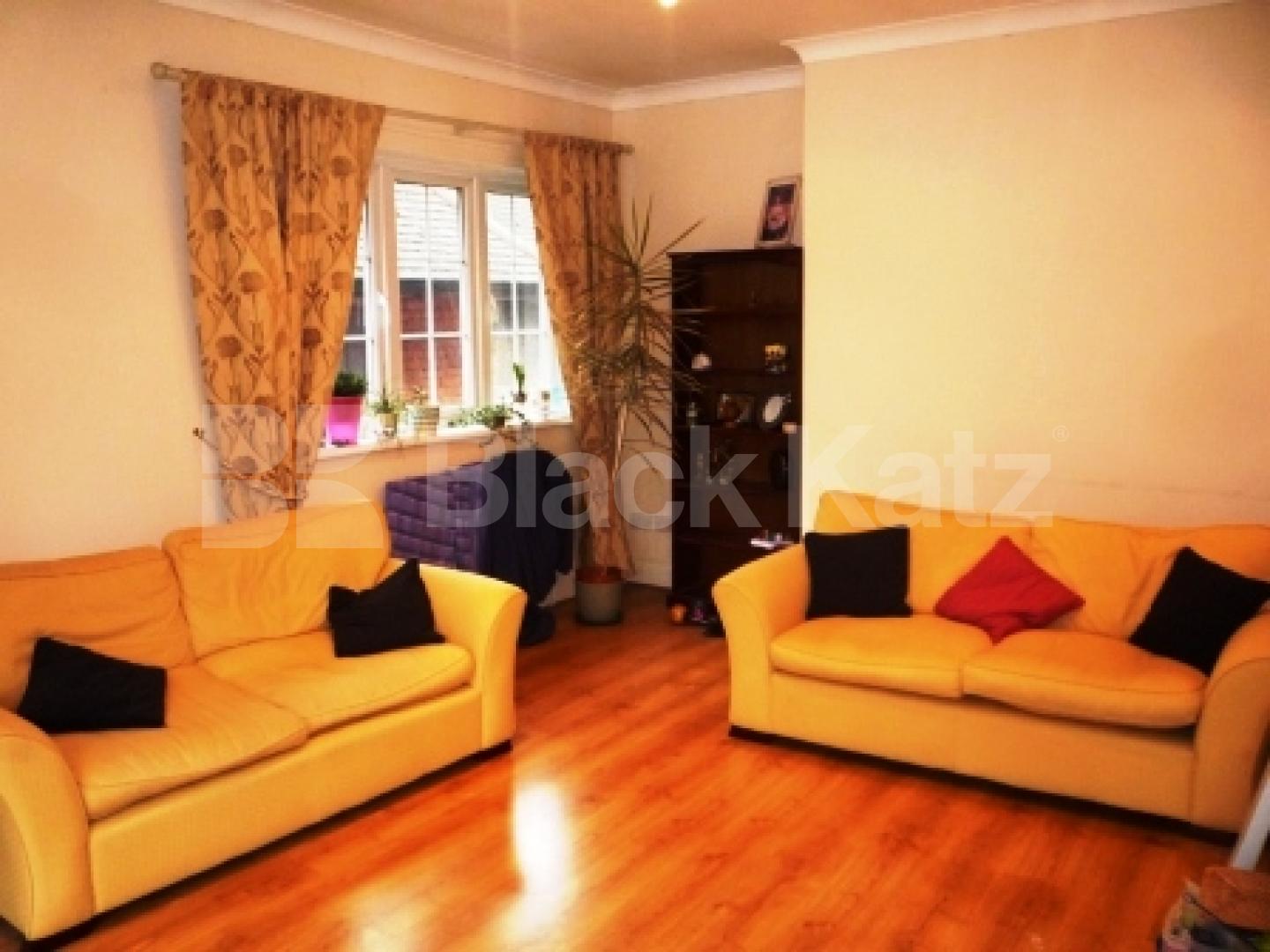 			2 Bedroom, 1 bath, 1 reception Ground Floor Flat			 Springfield Avenue, MUSWELL HILL