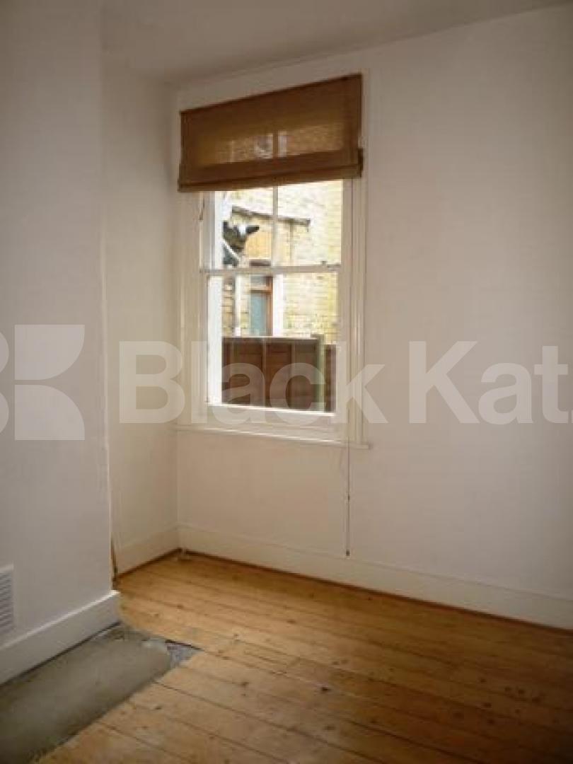 			2 Bedroom, 1 bath, 1 reception Ground Floor Flat			 Hardwicke Road, Bounds Green