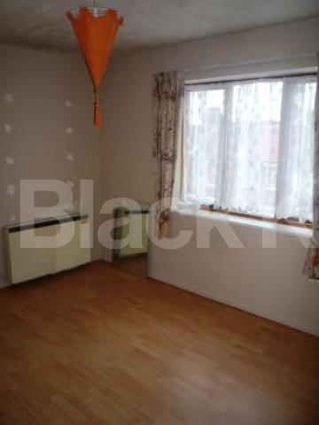 			1 Bedroom, 1 bath, 1 reception Flat			 Beaminster Court, South Grove, SOUTH TOTTENHAM