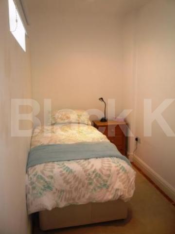 			1 Bedroom, 1 bath, 1 reception Flat			 Abbots Gardens, EAST FINCHLEY