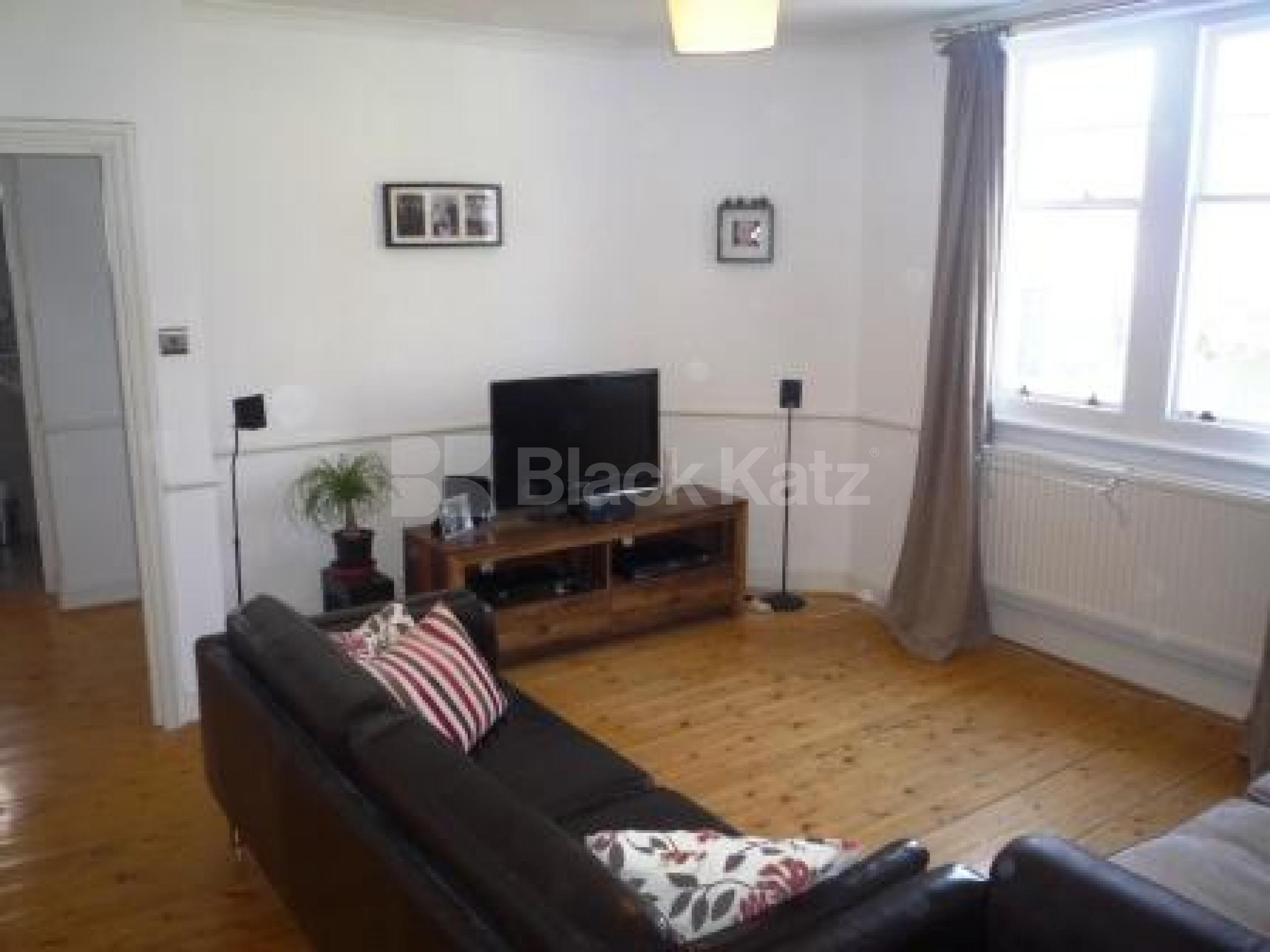 			2 Bedroom, 1 bath, 1 reception Flat			 Coolhurst Road, CROUCH END N8