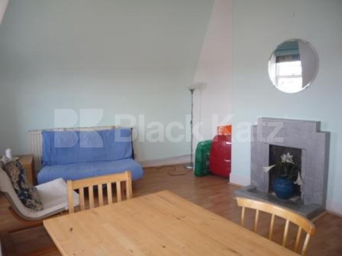 			1 Bedroom, 1 bath, 1 reception Flat			 Tottenham Lane, Crouch End