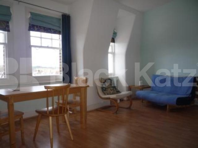 			1 Bedroom, 1 bath, 1 reception Flat			 Tottenham Lane, Crouch End