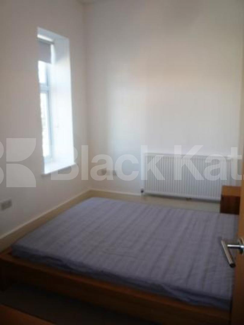 			2 Bedroom, 1 bath, 1 reception Flat			 Lordship Lane, WOOD GREEN