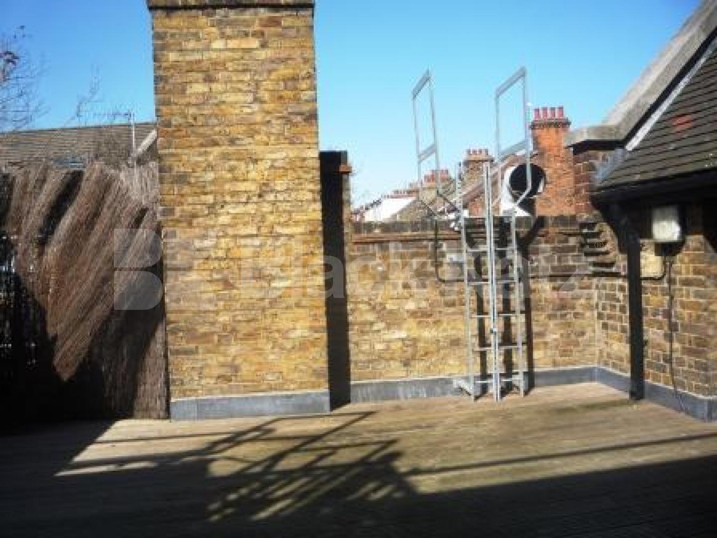 			2 Bedroom, 1 bath, 1 reception Flat			 Lordship Lane, WOOD GREEN