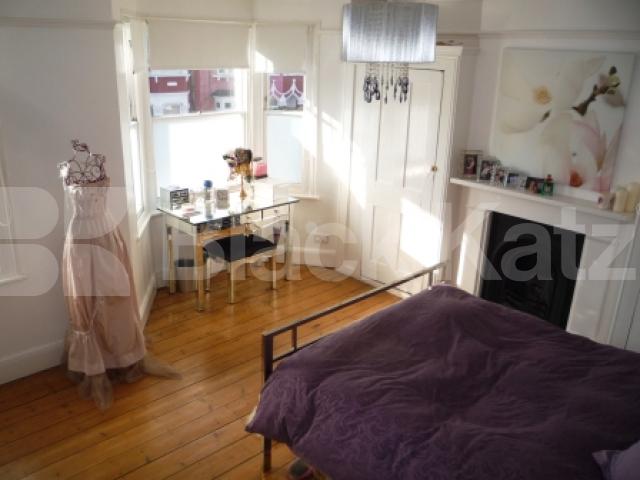 			NEW INSTRUCTION! , 3 Bedroom, 1 bath, 1 reception House			 Fairfax Road, Haringey Ladder