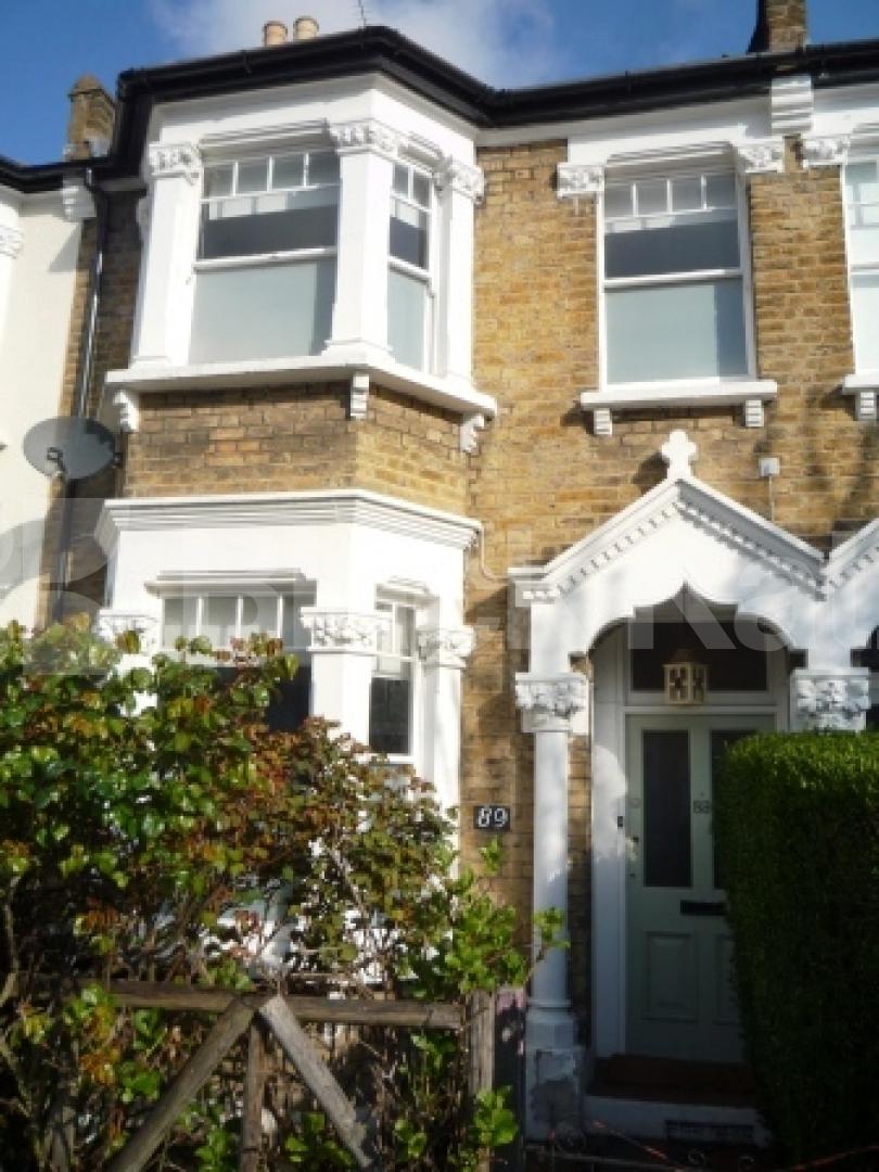 			NEW INSTRUCTION! , 3 Bedroom, 1 bath, 1 reception House			 Fairfax Road, Haringey Ladder