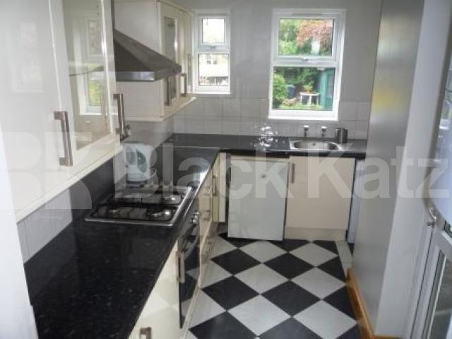 			Beautiful house!, 4 Bedroom, 1 bath, 1 reception House			 Bourne Road, Crouch End