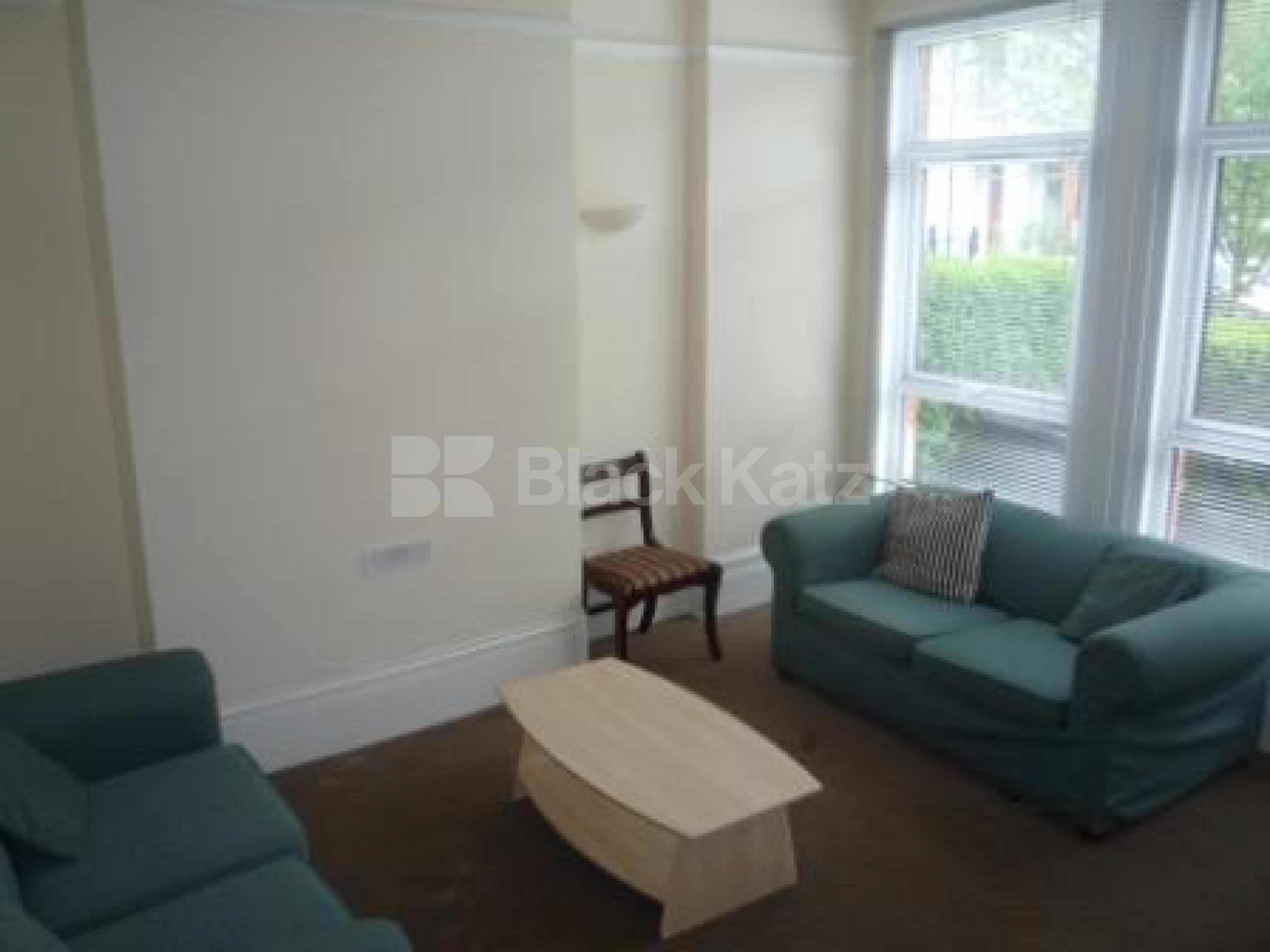 			Beautiful house!, 4 Bedroom, 1 bath, 1 reception House			 Bourne Road, Crouch End N8