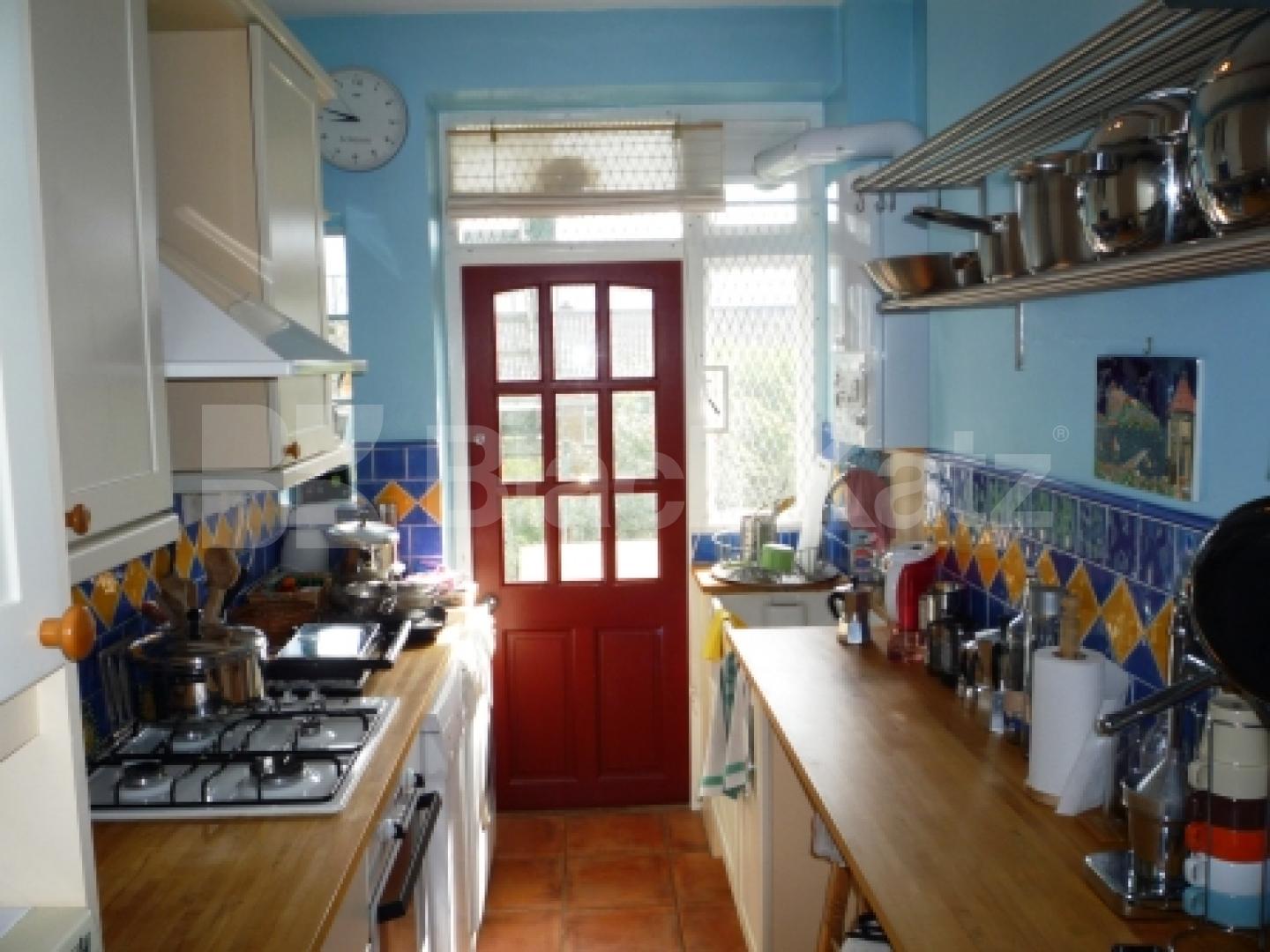 			1 Bedroom, 1 bath, 1 reception Flat			 Connaught Gardens, Muswell Hill