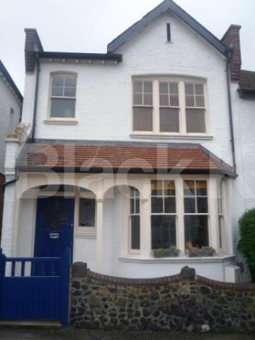 			4 Bedroom, 1 bath, 1 reception House			 Lynmouth Road, East Finchley