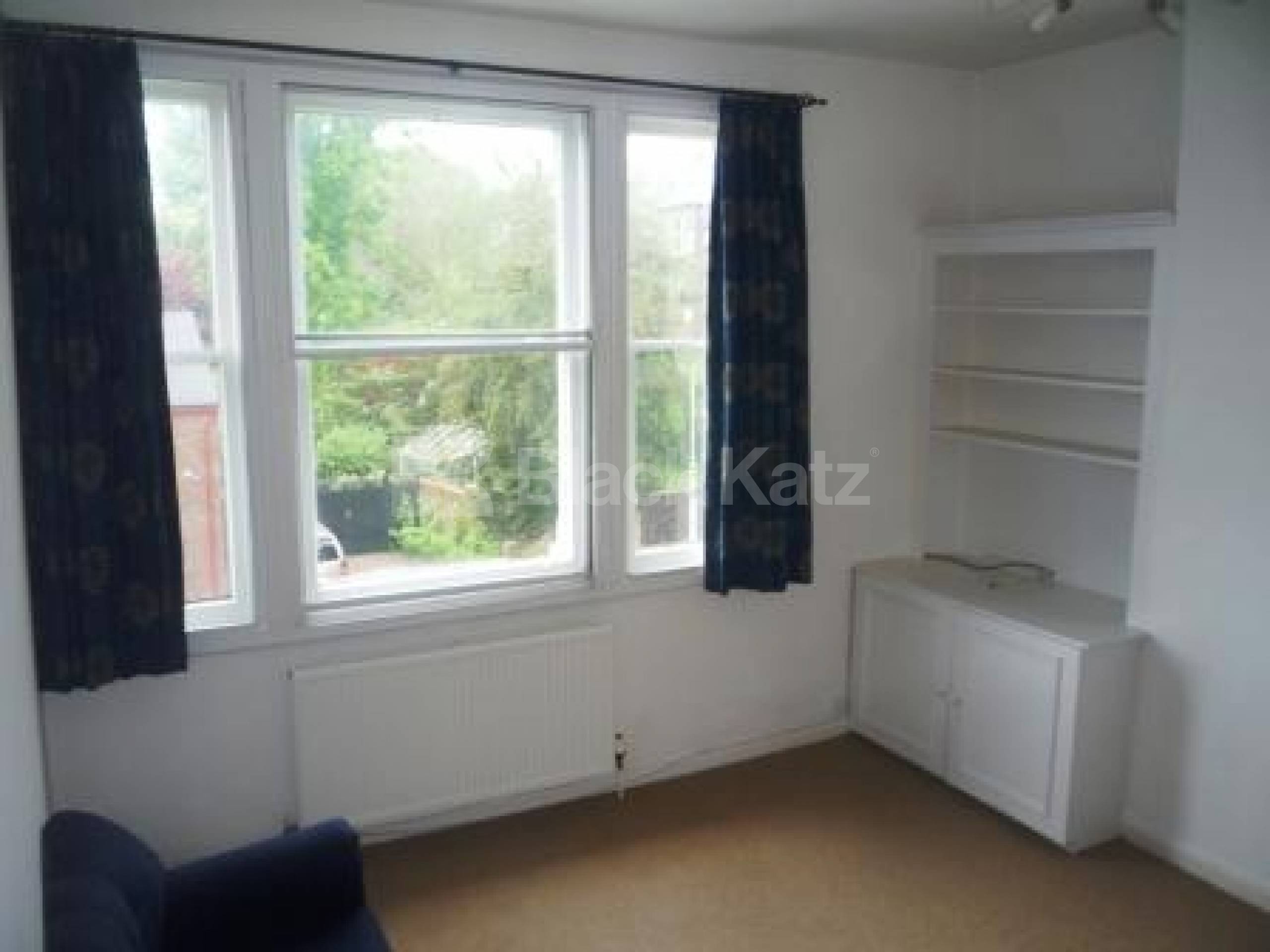 			2 Bedroom, 1 bath, 1 reception Flat			 Bishops Road, HIGHGATE N6