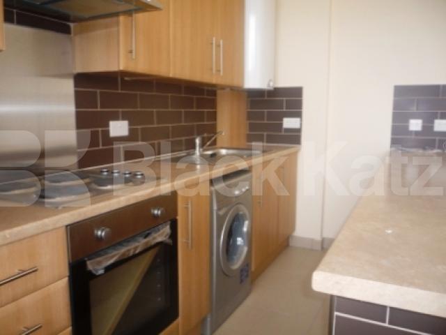 			Only 1 month's deposit instead of 6 weeks saving £433!, 1 Bedroom, 1 bath, 1 reception Flat			 Alexandra Park Road, Muswell Hill