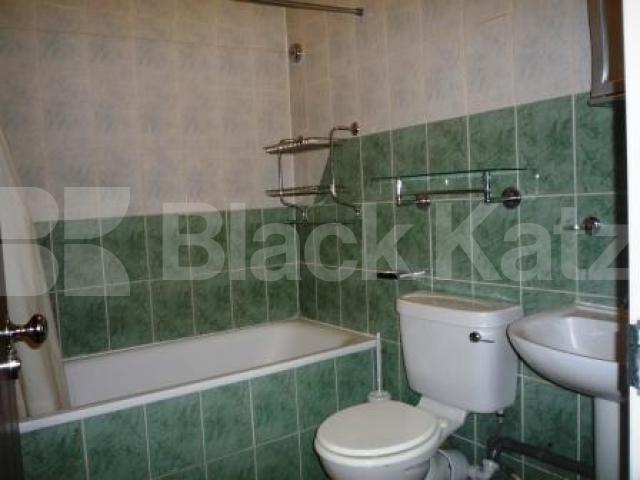 			BARGAIN STUDIOS IN CROUCH END!, Studio Apartment, 1 bath, 1 reception Flat			 Waverley Road, CROUCH END